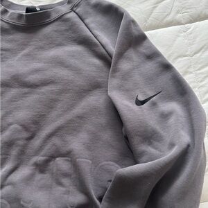 Men's Gray Sweater